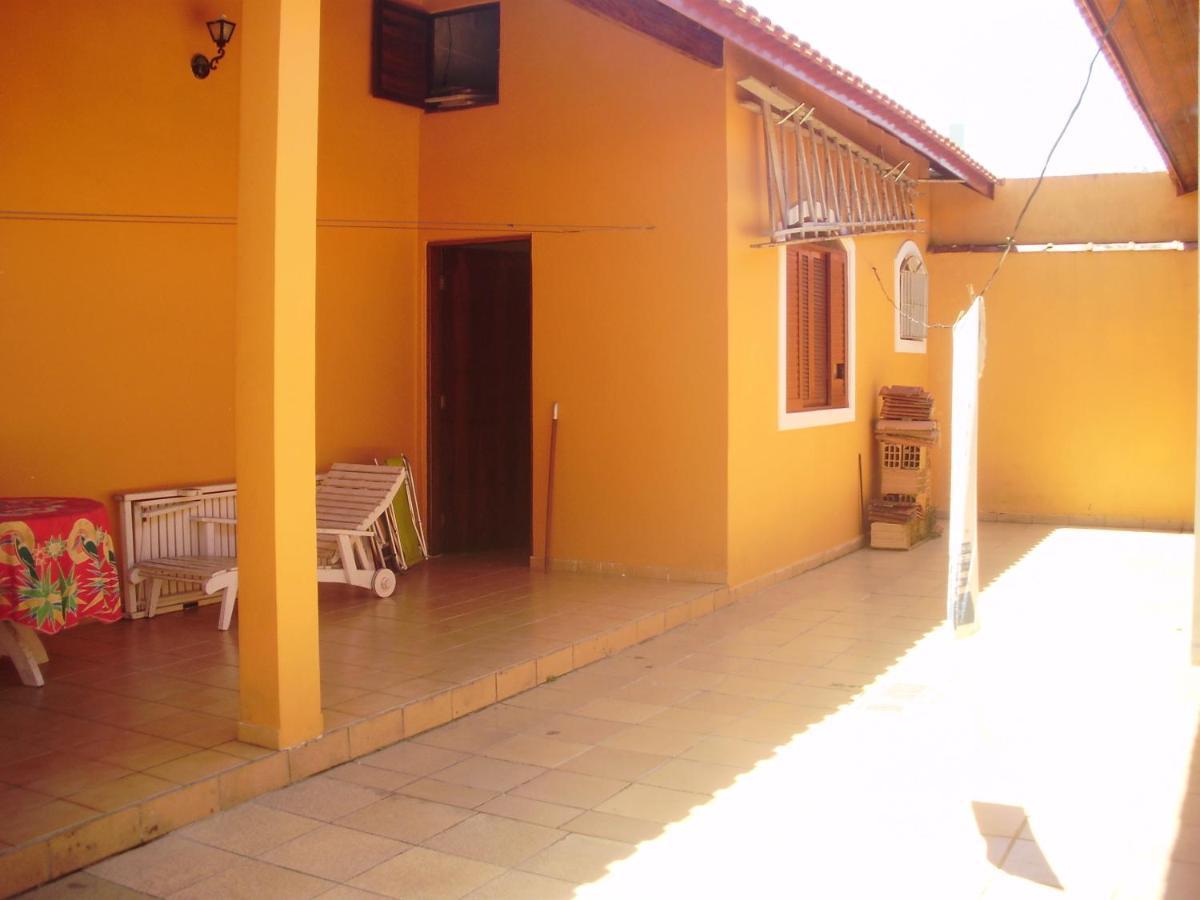 Casa 200m Da 3 Dorm. P/ 12 Pessoas Peruibe