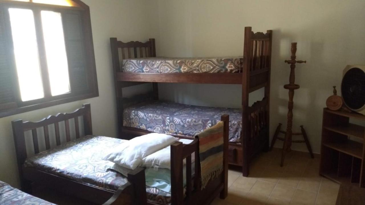 Casa 200m Da 3 Dorm. P/ 12 Pessoas