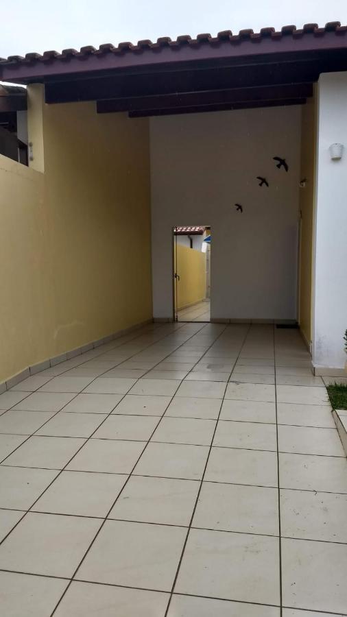 Casa 200m Da 3 Dorm. P/ 12 Pessoas Holiday home Peruibe